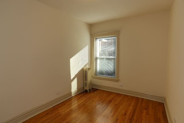 Building Photo - 4710 N Racine Ave