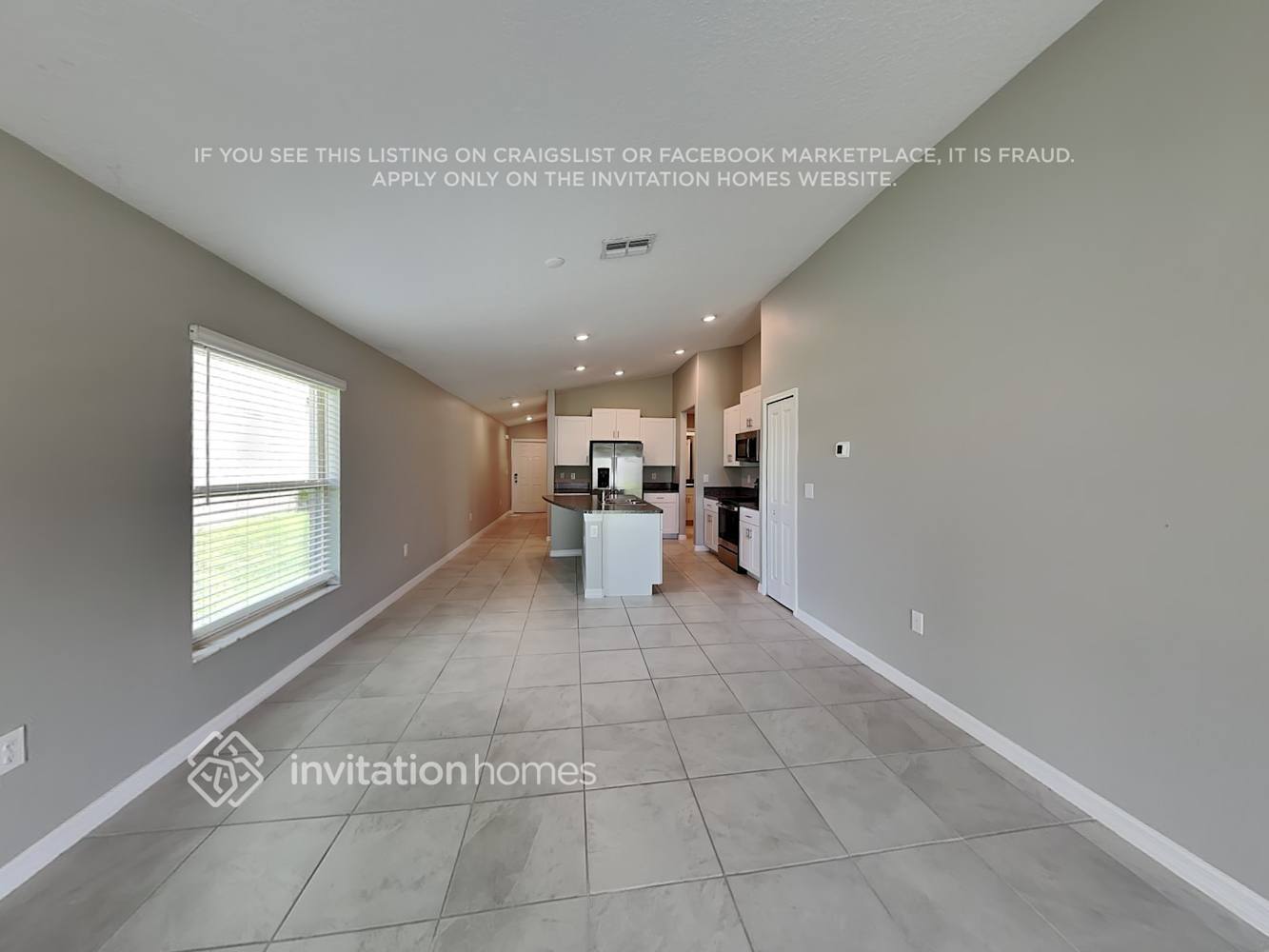 Building Photo - 15527 Miller Creek Dr