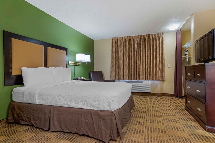 Building Photo - Furnished Studio-New Orleans - Metairie