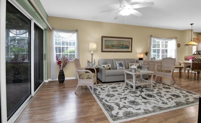 Building Photo - 19335 Water Oak Drive