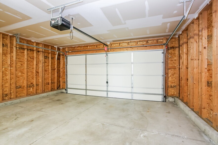 Building Photo - 1980 Dry Wash Rd