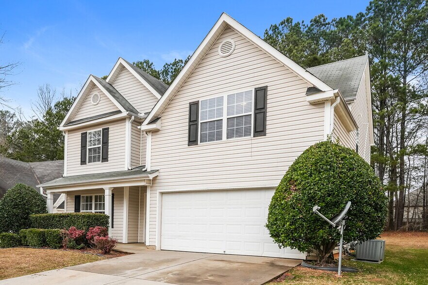 Building Photo - 385 Shadowbrooke Cir SW