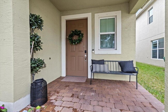 Building Photo - 1766 NW Cataluna Cir