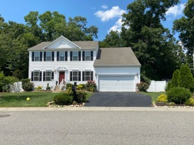 Building Photo - 3512 Frederick Dr