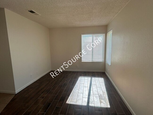 Building Photo - 504 W. Avenue J4-Unit 508A