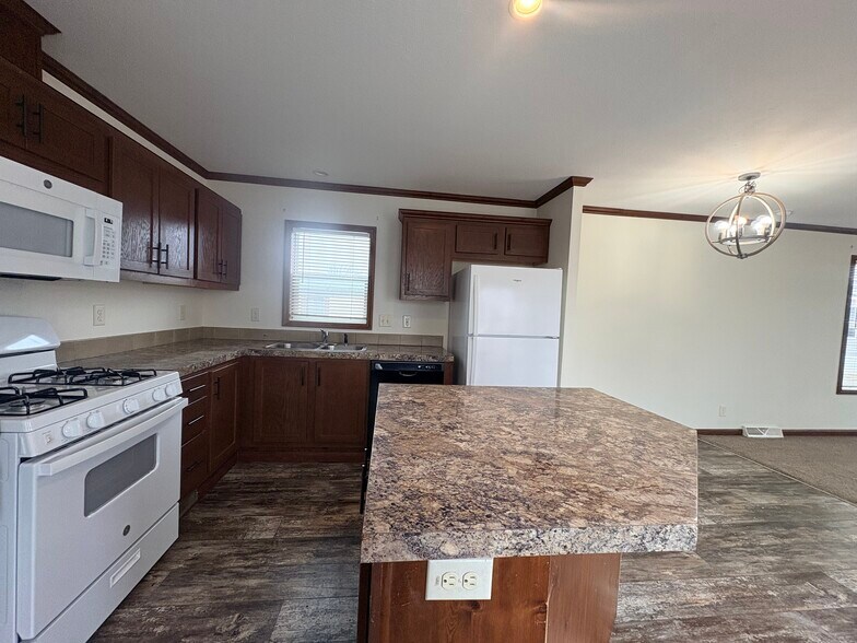 Building Photo - 1980 Winter Park Dr