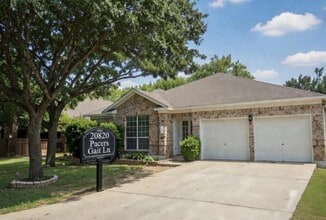 Building Photo - 20820 Pacers Gait Ln