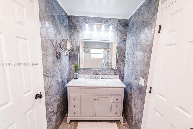 Building Photo - 8107 NW 74th Ave