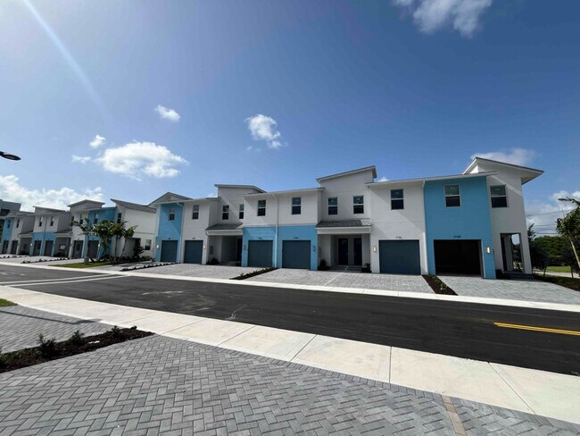 Primary Photo - 3107 Duke Rd