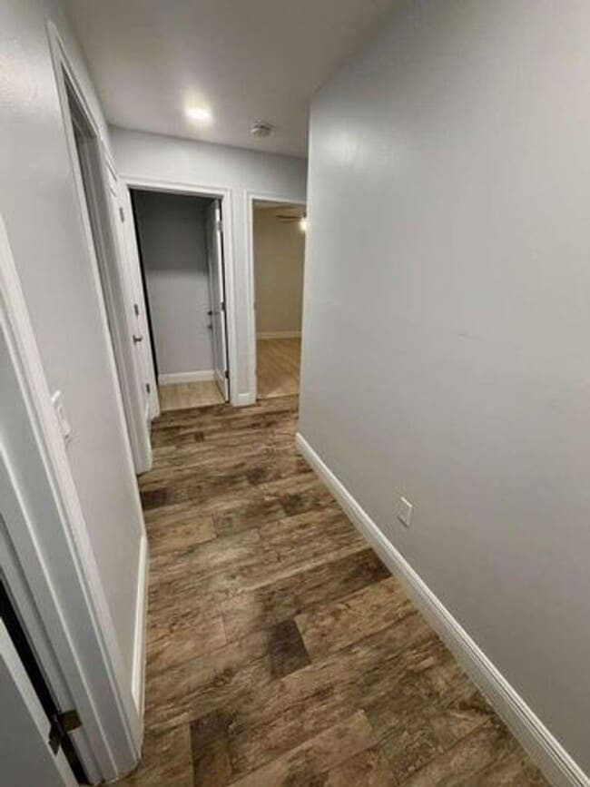 Building Photo - 4433 Foss Rd