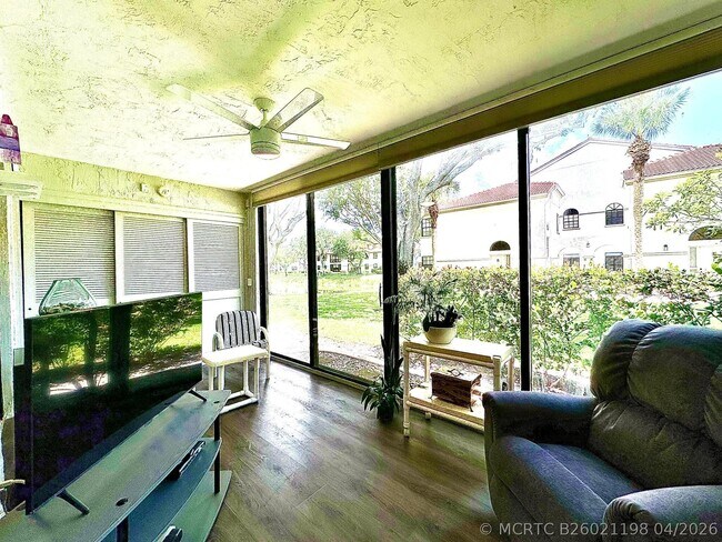 Building Photo - 5135 Floria Dr