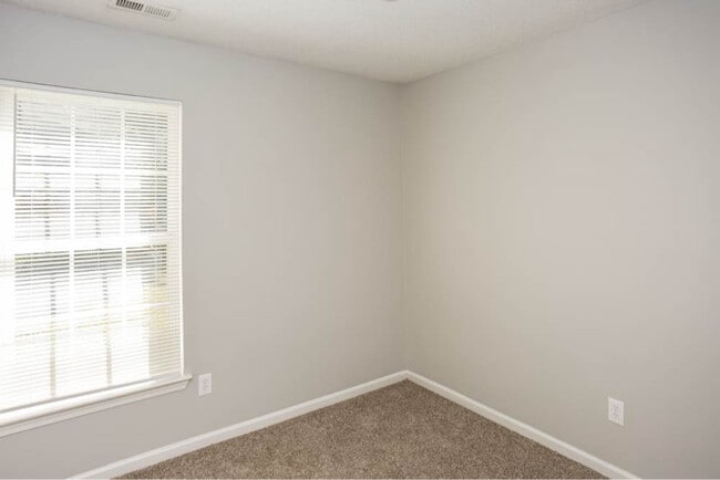 Building Photo - 313 Athens Hills Pl