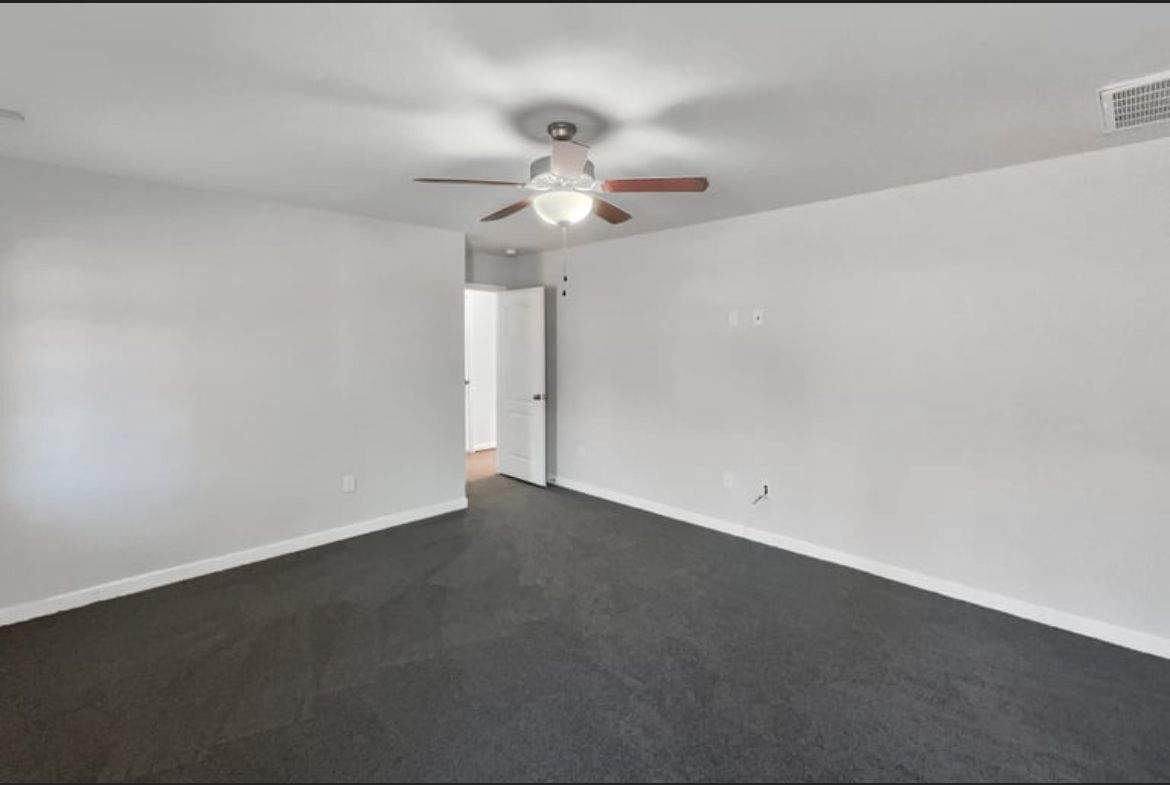 Building Photo - 3912 Harrow Dr