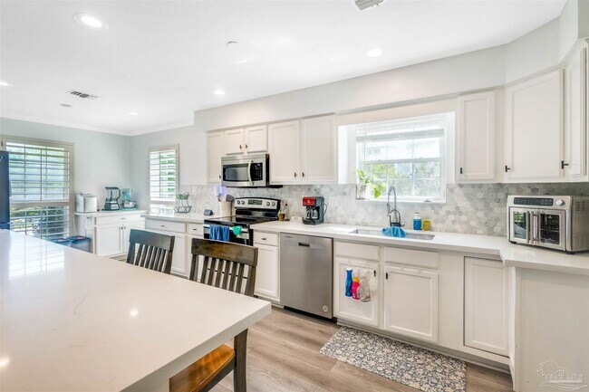 Building Photo - 3019 Keats Dr