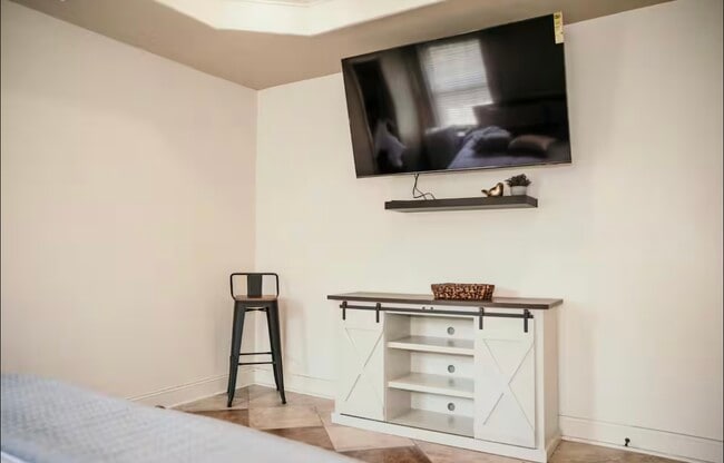 Building Photo - 1306 N 31st St