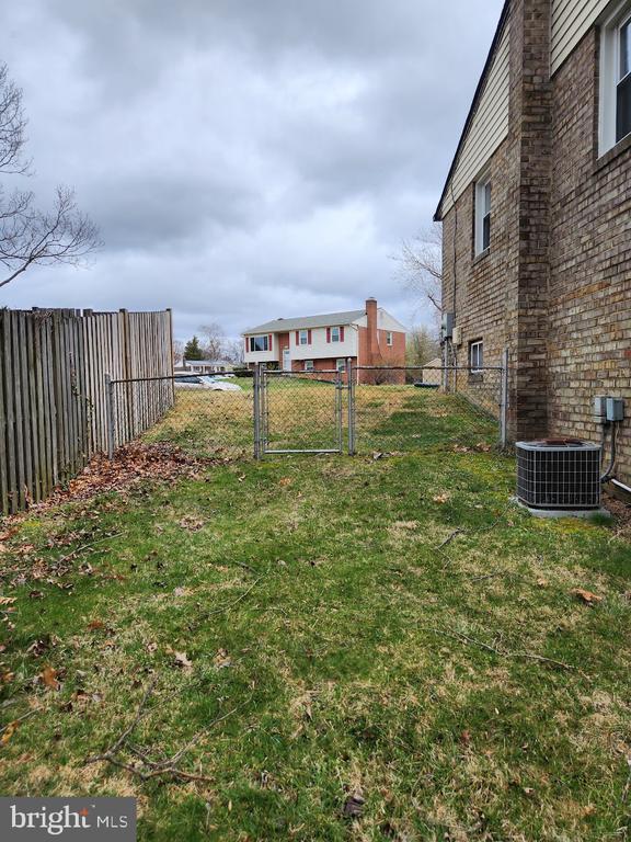 Building Photo - 4201 Kilbourne Dr