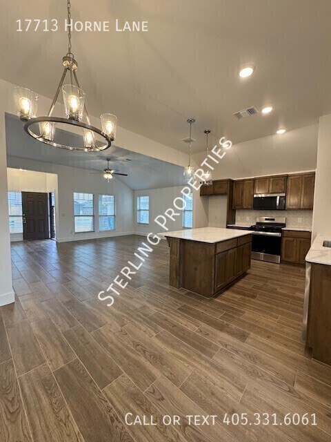 Building Photo - 17713 Horne Ln