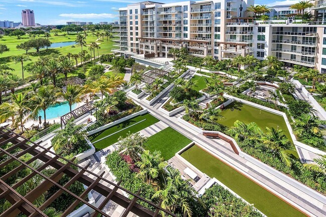 Building Photo - 210 SE Mizner Blvd