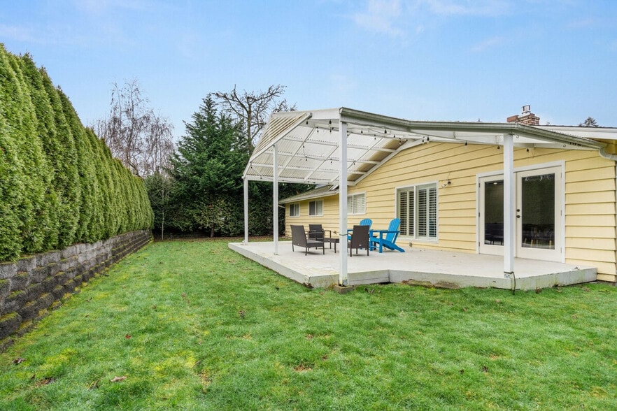 Building Photo - 14813 NE 15th Pl