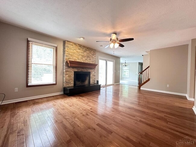 Building Photo - 2355 Henesy Ln