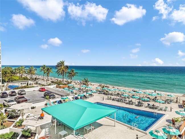 Building Photo - 3140 S Ocean Dr
