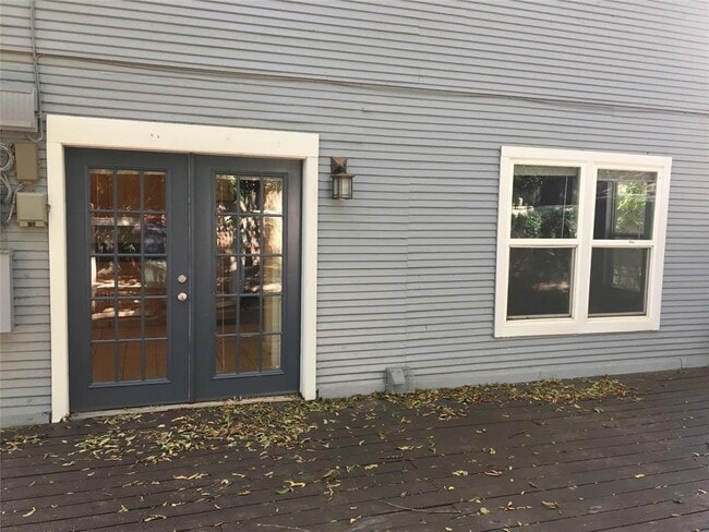 Building Photo - 4802 Clarkson Ave