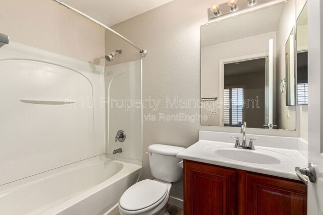 Building Photo - 4175 E Jasper Dr