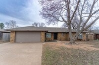 Building Photo - Single Family Home Weatherford
