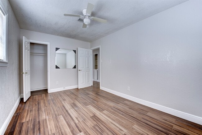 Building Photo - 1209 Cabell St