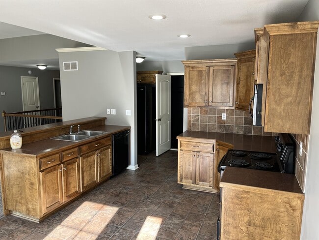Building Photo - 1207 Aubreis Way