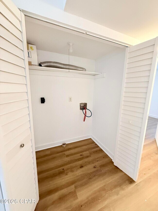 Building Photo - 130 Beulah Ave