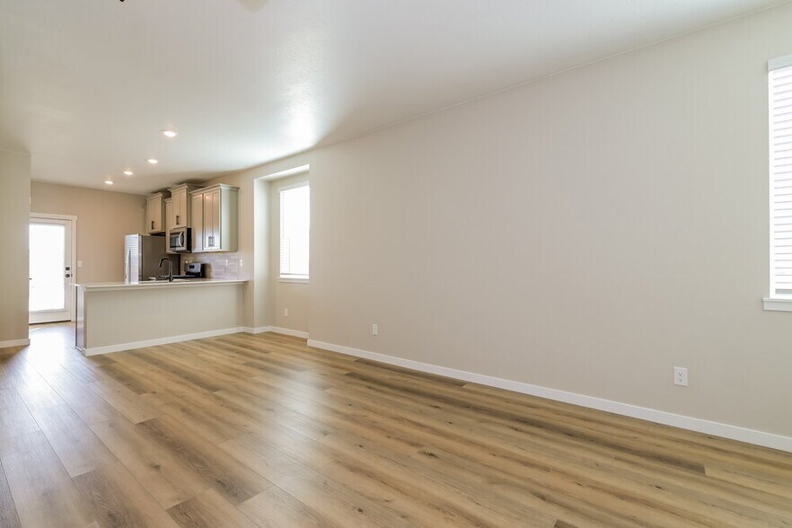 Building Photo - 18318 E 93rd Pl