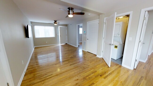 Building Photo - Lantern Square Apartments-A3
