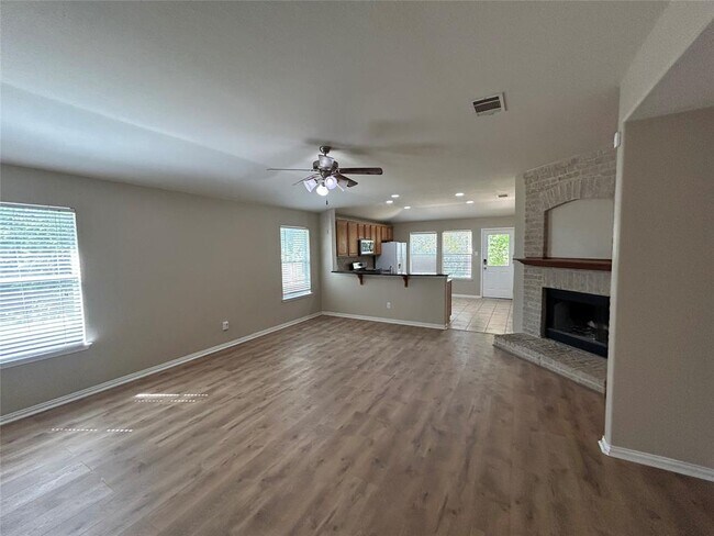 Building Photo - 200 Hartung Cove