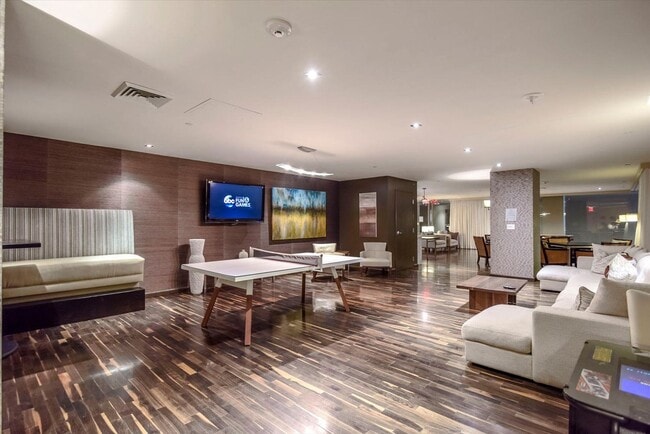 Building Photo - Gorgeous Condo at One Las Vegas!