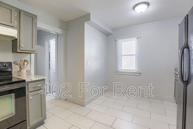 Building Photo - 4806 Charles St