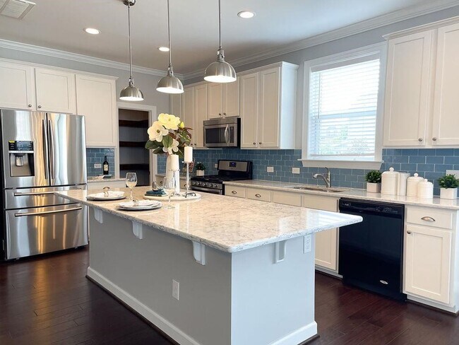 Building Photo - 2520 Snowdrop Ct