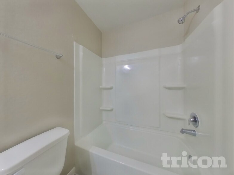 Building Photo - 717 Totem Trail Dr