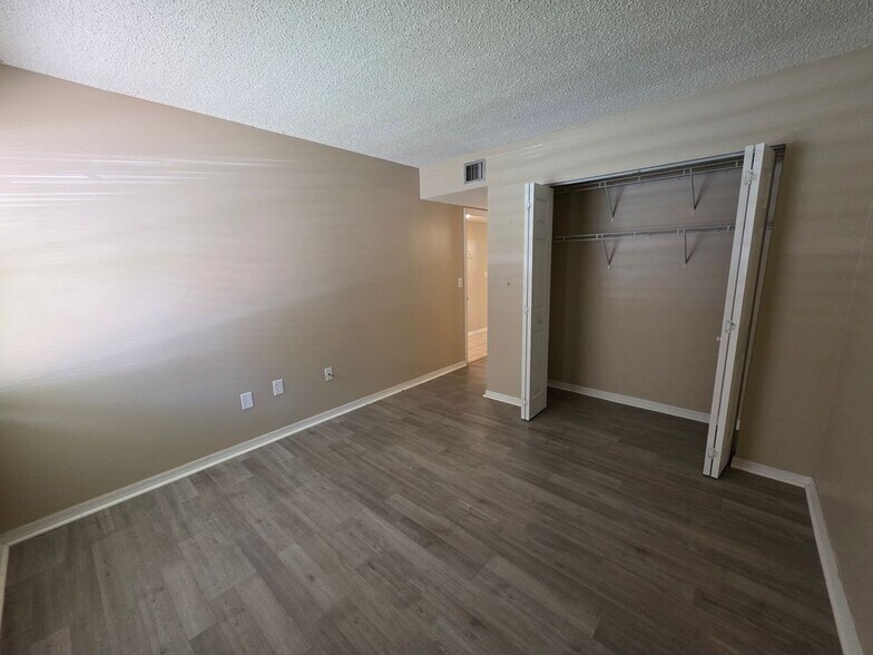 Building Photo - 110 Cypress Woods Ct
