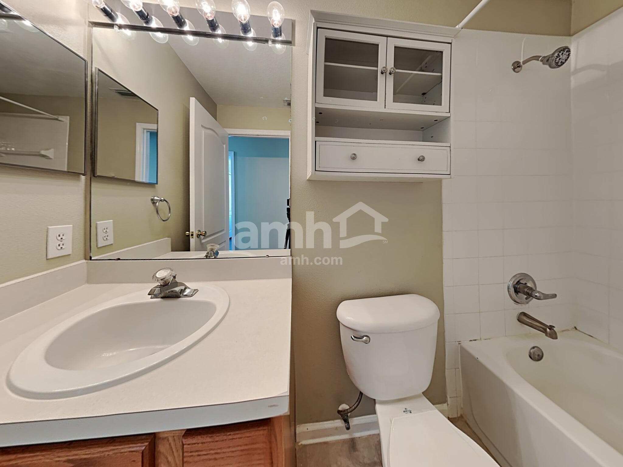 Building Photo - 10319 Soaring Eagle Dr