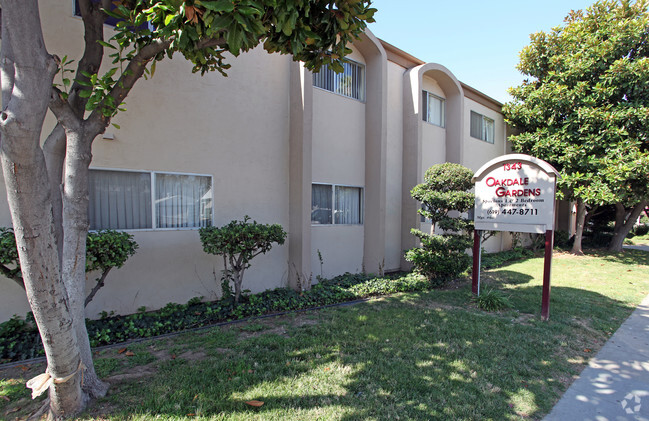 Building Photo - Oakdale Gardens
