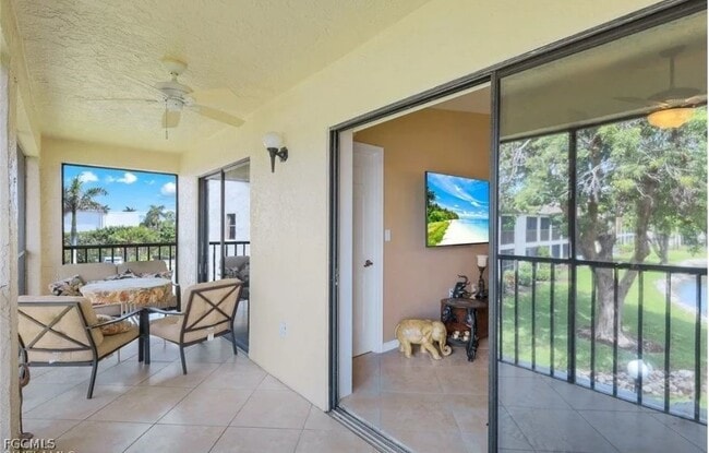 Building Photo - 9270 Lake Park Dr