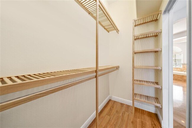 Building Photo - 2333 Pinehurst Ct