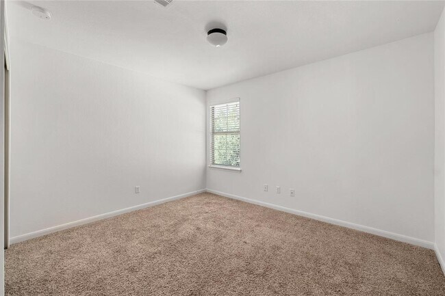Building Photo - 17716 Linkhill Dr
