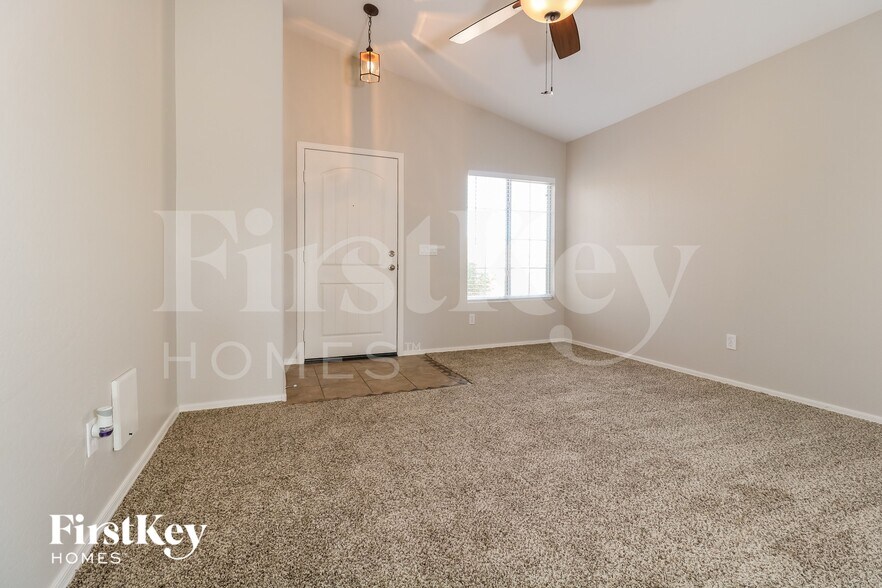 Building Photo - 1071 S 224th Ln