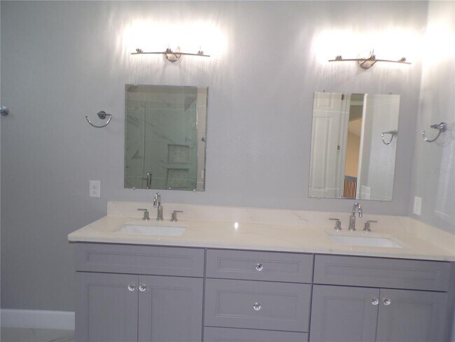 Building Photo - 3655 Bal Harbor Blvd