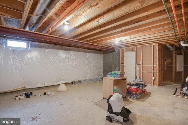 Building Photo - 3676 Clairton St