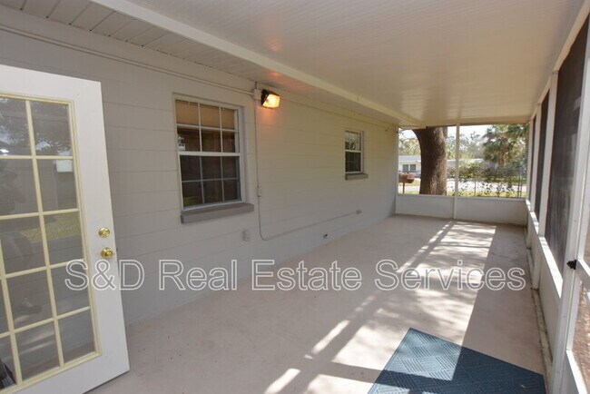 Building Photo - 1503 Hanson Ave