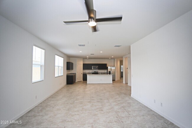 Building Photo - 22690 N Lynn St