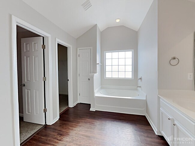 Building Photo - 2742 Rustic Ridge Ct